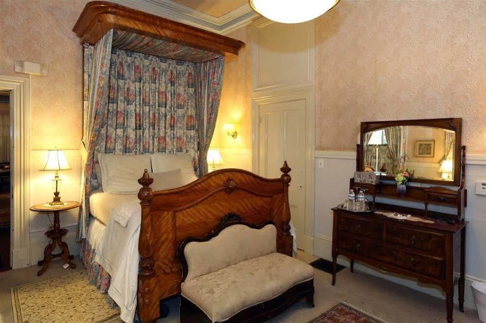 Camellia Inn Гілдсбурґ Екстер'єр фото