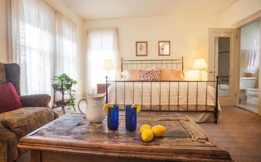 Camellia Inn Гілдсбурґ Екстер'єр фото